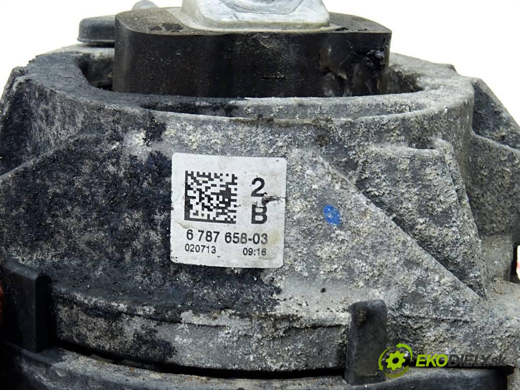 BMW 3 F30  2013 105 kW SEDAN 4D 2.0D 143KM 11-19 2000 AirBag Motor 6787658 (Držiaky motora)