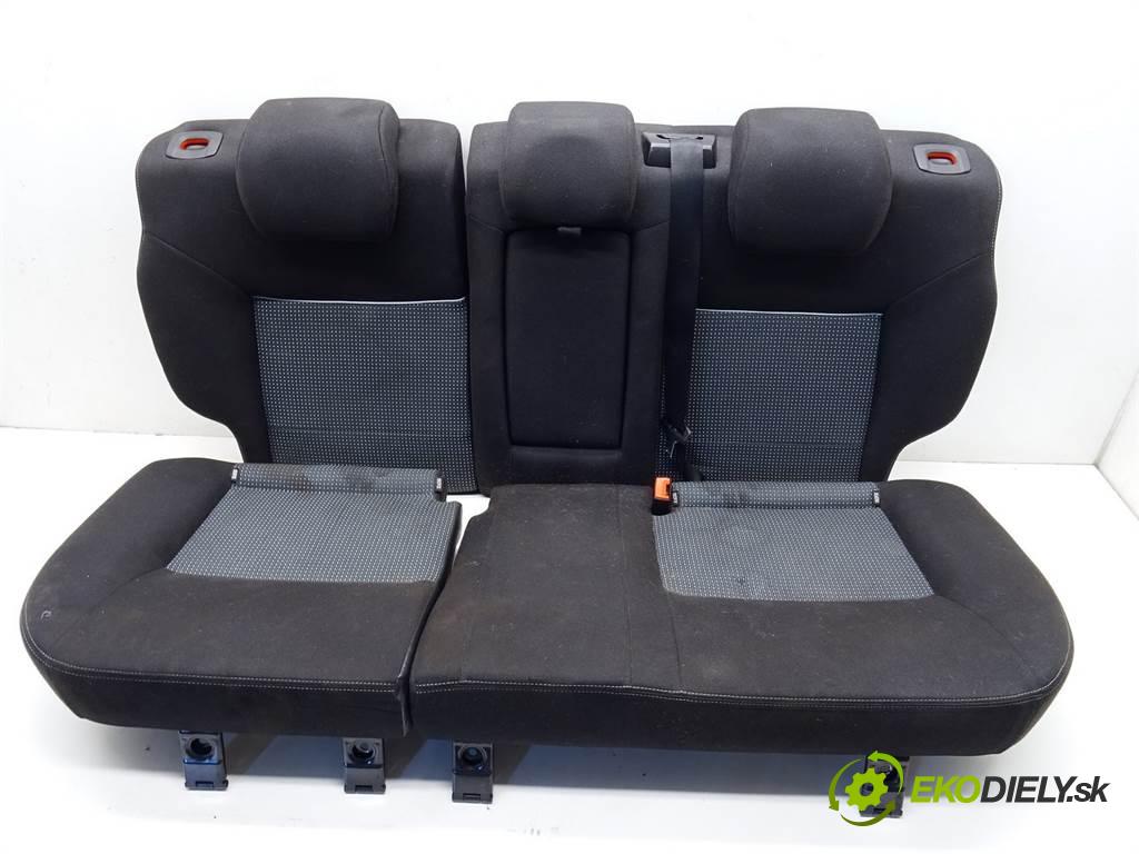 Ford Mondeo Mk4  2009 103 kW KOMBI 5D 2.0TDCI 140KM 07-10 2000 sedadlo zadní část  (Sedačky, sedadla)