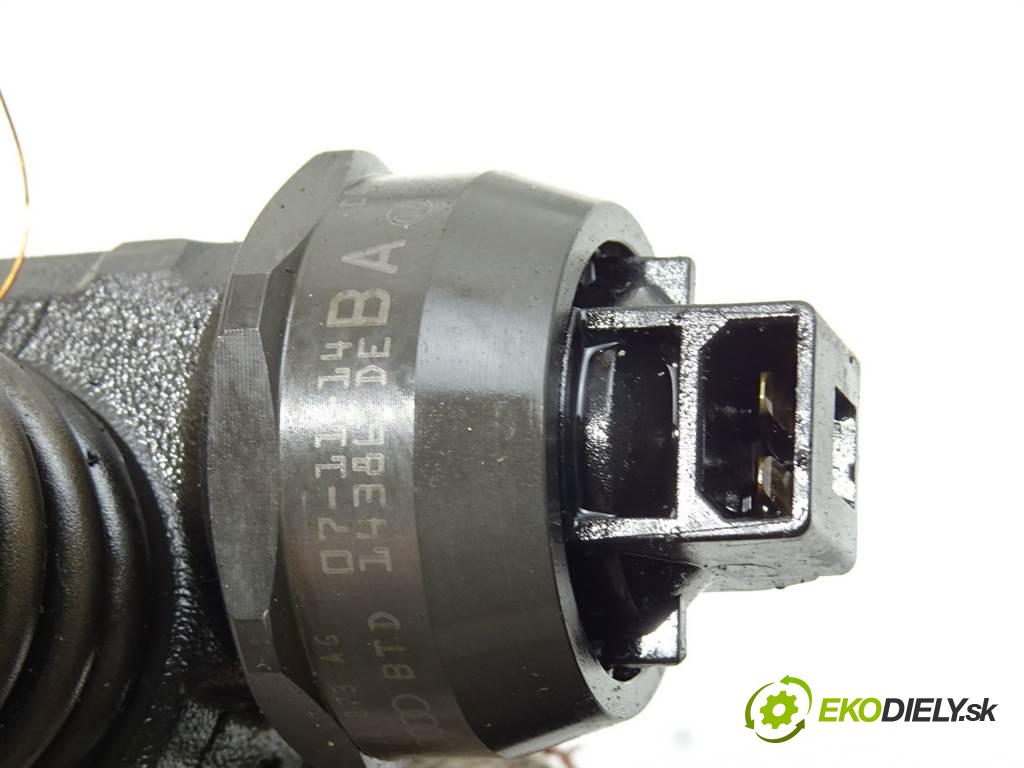 Audi A3 8P  2006 103 kW HATCHBACK 5D 2.0TDI 140KM 03-08 2000 vstrekovače 0414720215 (Vstrekovače)