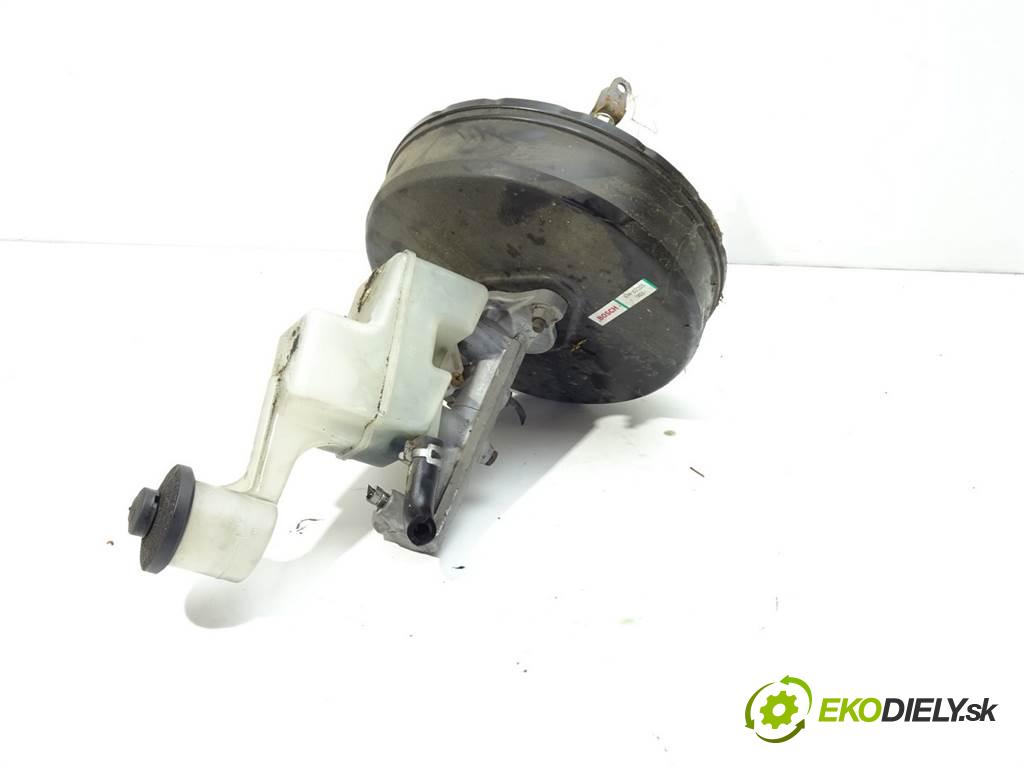 Toyota Corolla Verso  2001 66 kW 2.0D-4D 90KM 01-04 2000 Posilovač Pumpa brzdová 874-02205 (Posilňovače bŕzd)