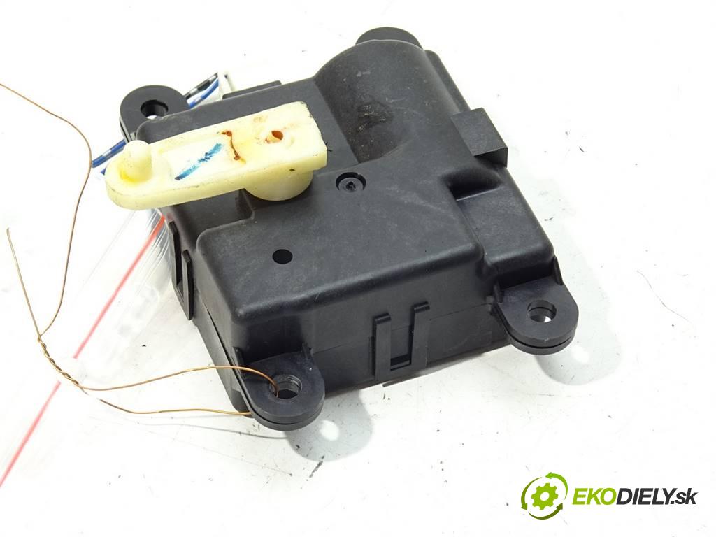 Nissan Murano I    Z50 4X4 3.5B 234KM 03-08  Motorček kúrenia 3F12030820 (Motorčeky kúrenia)