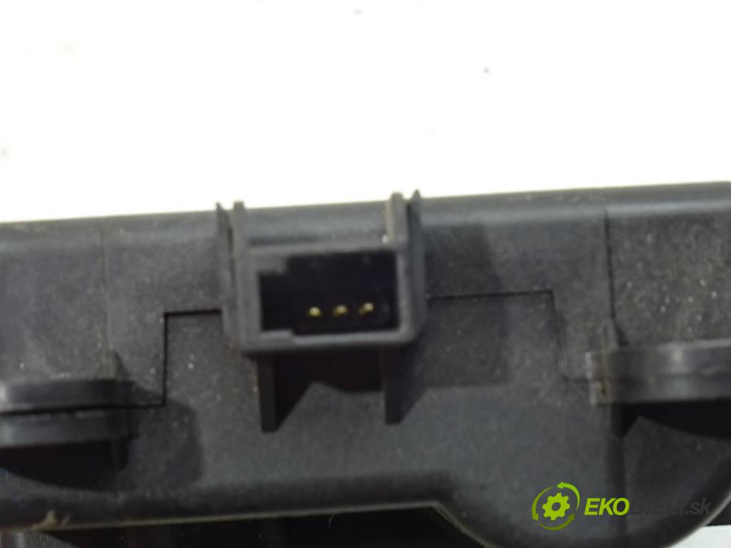 Nissan Murano I    Z50 4X4 3.5B 234KM 03-08  Motorček kúrenia 3F12030820 (Motorčeky kúrenia)