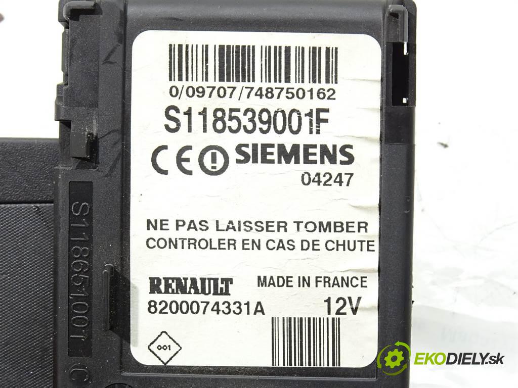 Renault Megane II  2004 99KW CC COUPE CABRIO 2.0B 135KM 02-08 2000 spinačka čítač KART 8200074331A (Spínacie skrinky a kľúče)