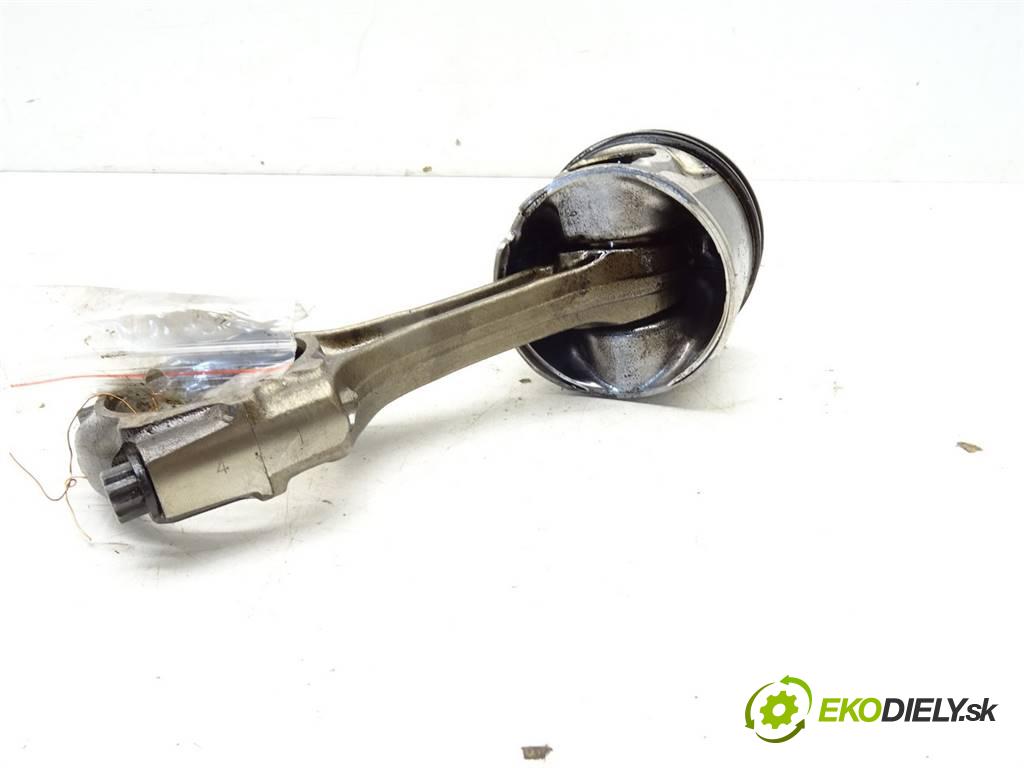 Toyota Corolla E12    HATCHBACK 3D 2.0D-4D 90KM 02-07  PIEST: ojnica 1CD-FTV (Piesty)