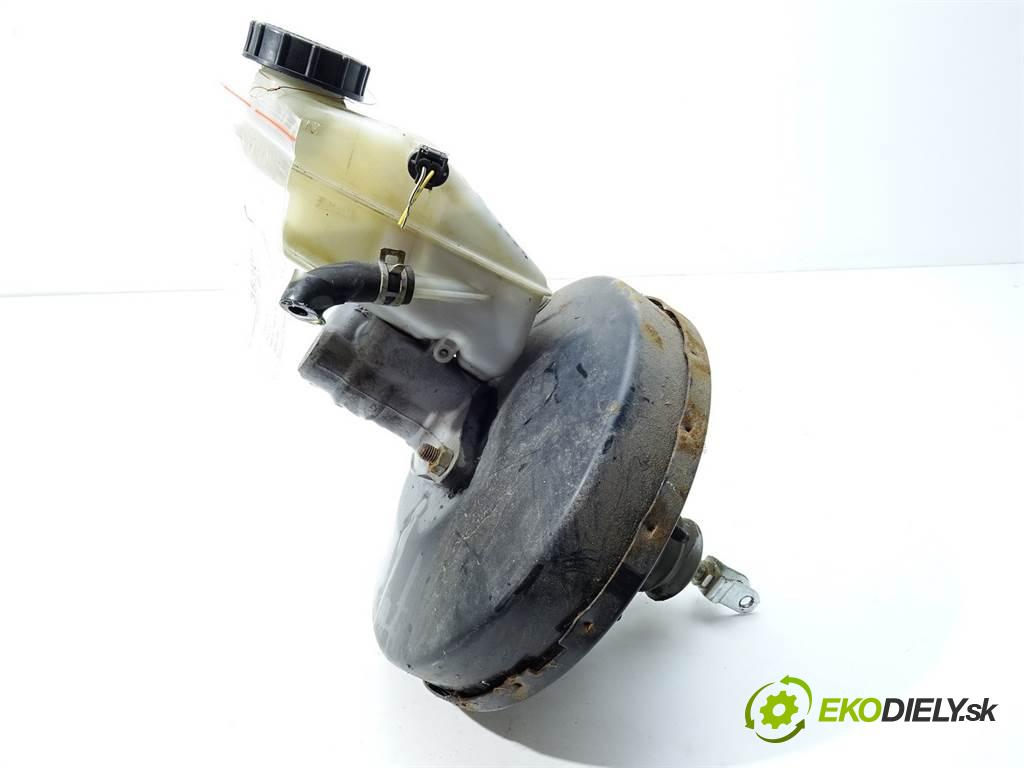 Toyota Yaris II  2008 64 kW HATCHBACK 5D 1.3VVTI 87KM 05-09 1300 Posilovač Pumpa brzdová 47200-0D171 (Posilňovače bŕzd)