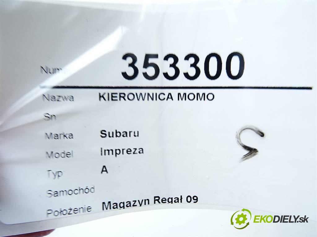 Subaru Impreza    A  volant MOMO