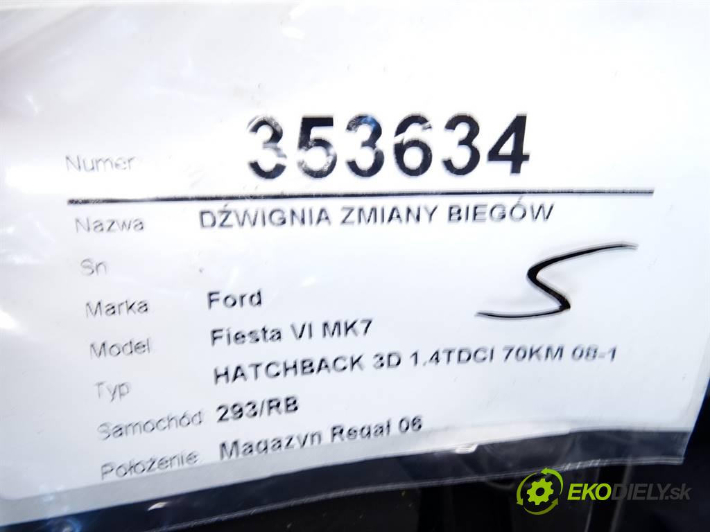 Ford Fiesta VI MK7  2012 52 kW HATCHBACK 3D 1.4TDCI 70KM 08-12 1400 Kulisa  (Rýchlostné páky / kulisy)