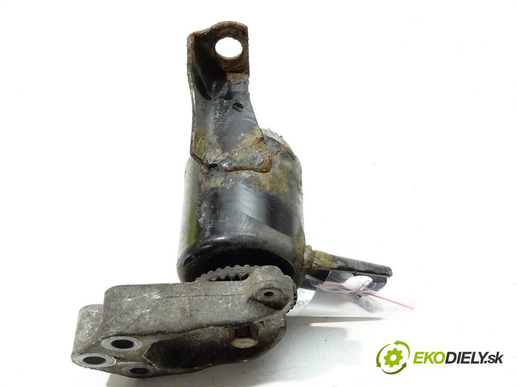 Ford Fiesta VI MK7  2012 52 kW HATCHBACK 3D 1.4TDCI 70KM 08-12 1400 AirBag Motor  (Držiaky motora)