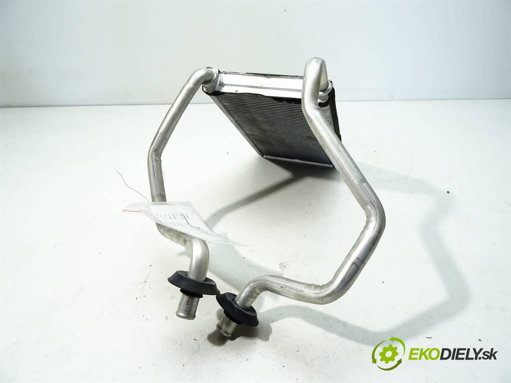 Honda Civic IX  2016 104KW KOMBI 1.8 I-VTEC 141KM 14-16 1798 Výhrevné teleso, radiátor kúrenia  (Radiátory kúrenia)