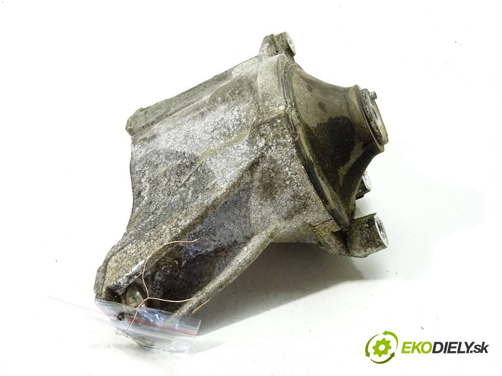 Honda CR-V III  2012 110 kW LIFT 2.2 I-DTEC 150KM 06-12 2200 AirBag Motor  (Držiaky motora)