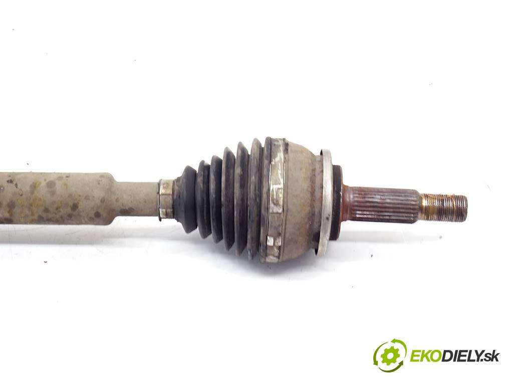 Toyota Prius III  2009 73 kW XW30 1.8 HYBRID 99KM 09-15 1800 Poloos pravá DW11R (Poloosy)