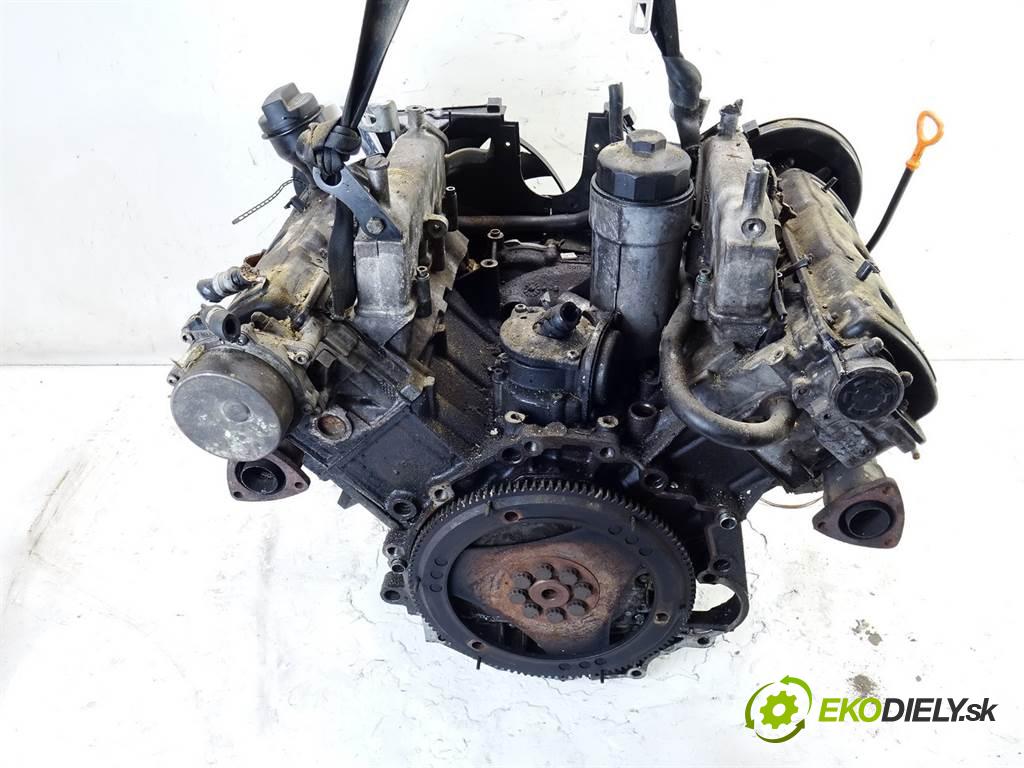Audi A6 C5  2000 110 kW KOMBI 2.5TDI 180KM 97-04 2500 motor AKE (Motory (kompletní))