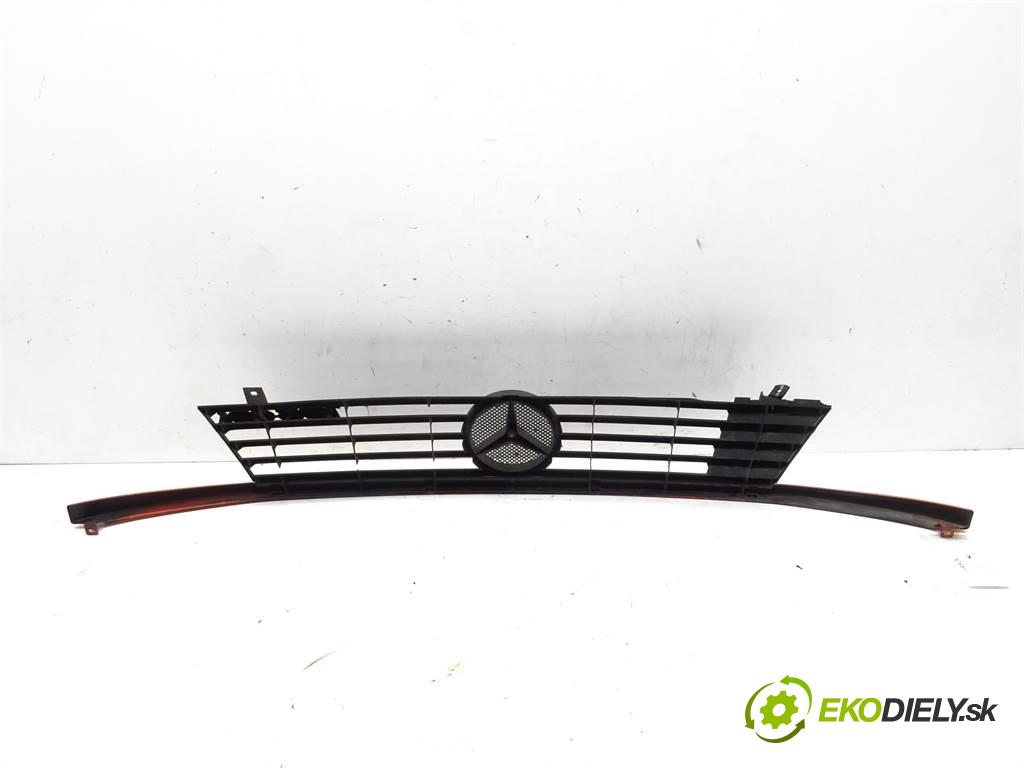Mercedes-Benz Vito  2000 60KW 2.2CDI 82KM 95-03 2200 mřížka maska  (Mřížky (masky) chladičů)