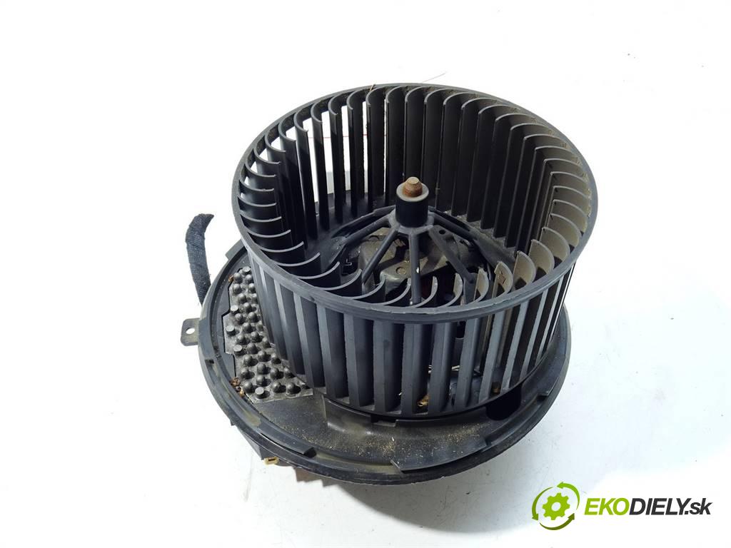 Skoda Octavia II  2006 75KW KOMBI 1.6B 102KM 04-13 1600 ventilátor topení 3C0907521B (Ventilátory topení)