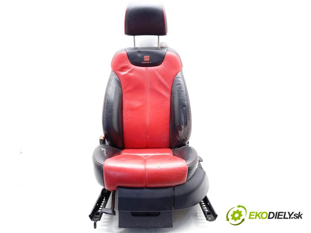 Seat Leon II    HATCHBACK 5D 1.6B 102KM 05-09  sedadla sedačky sedadlo boční