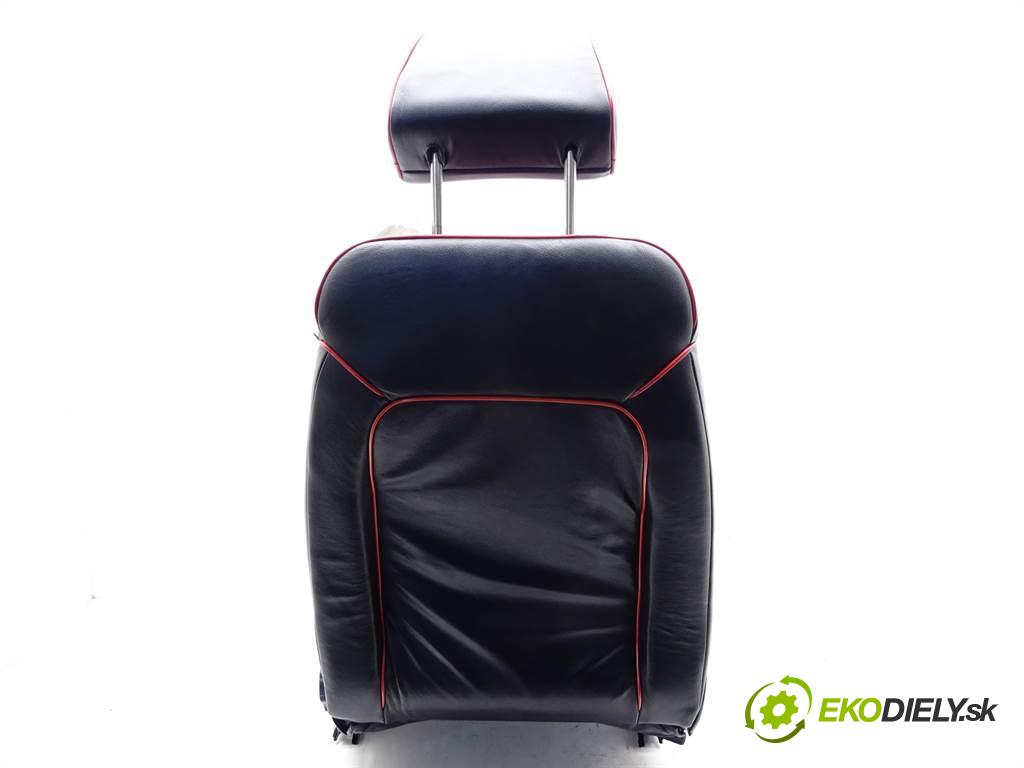 Seat Leon II    HATCHBACK 5D 1.6B 102KM 05-09  sedadla sedačky sedadlo boční