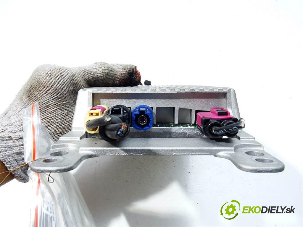 BMW 3 E90    E91 LIFT KOMBI 5D 2.0D 184KM 08-11  modul COMBOX BLUETOOTH 9257161