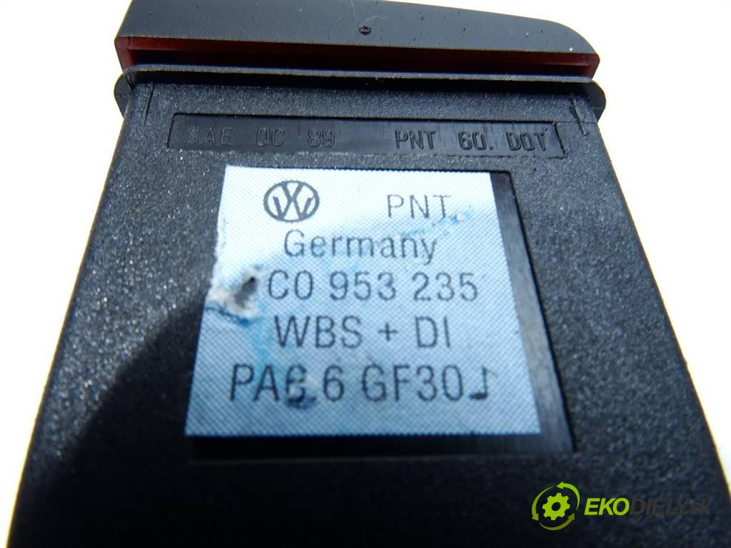 Volkswagen New Beetle  2000 85KW 2.0B 115KM 97-05 1984 Spínač svetiel výstražných (núdzových) 1C0953235 (Prepínače, spínače, tlačidlá a ovládače kúrenia)