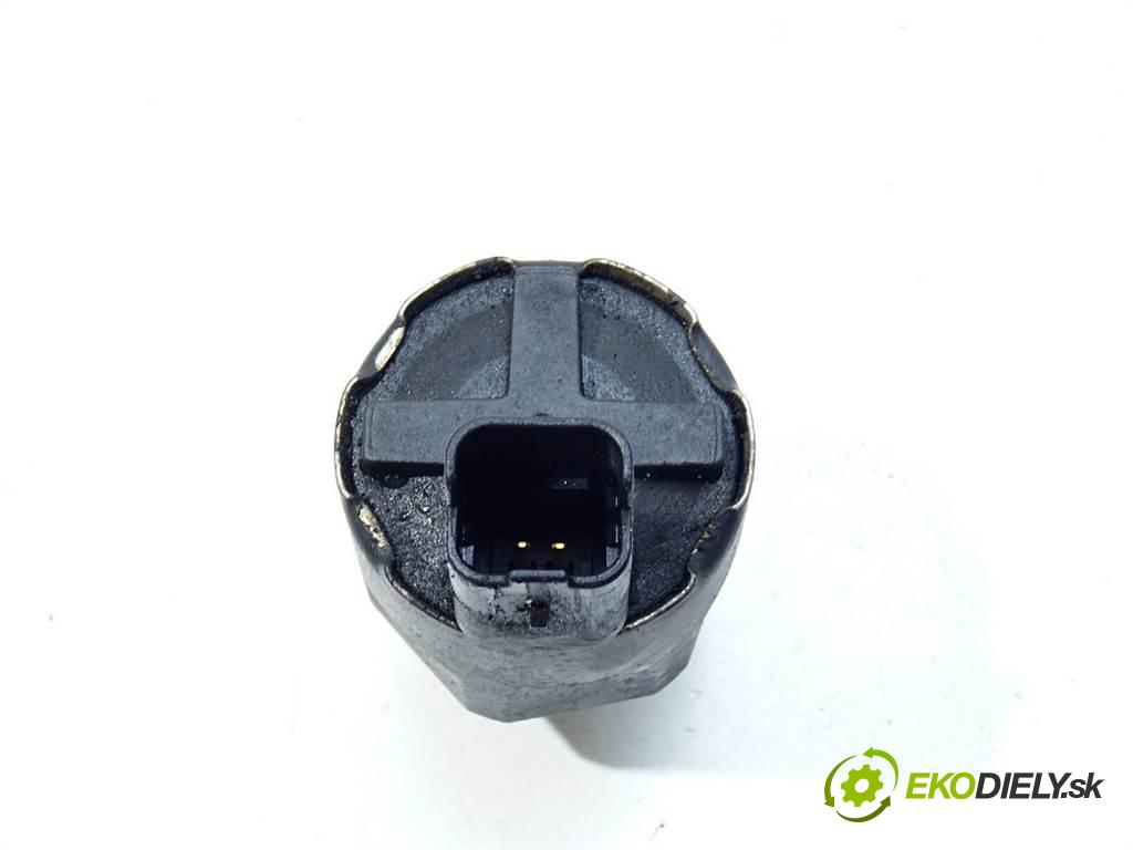 Renault Scenic II FL  2007 78 kW 1.5DCI 106KM 06-09 1500 Regulátor tlaku paliva  (Ostatné)