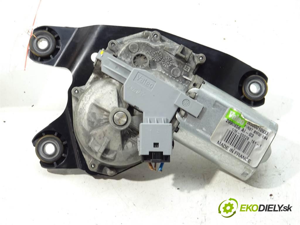 BMW X1 E84  2011 105 kW 2.0D 143KM 09-15 2000 motorek stěračů zadní část 2990856