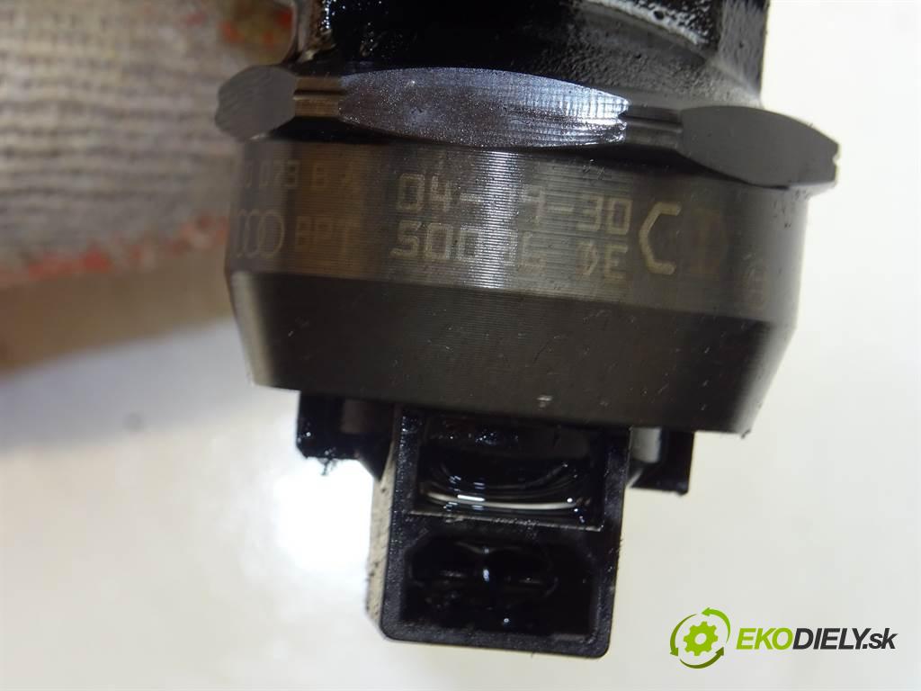 Audi A4 B7  2006 103KW KOMBI 5D 2.0TDI 140KM 04-08 1968 vstrekovače 0414720216 (Vstrekovače)