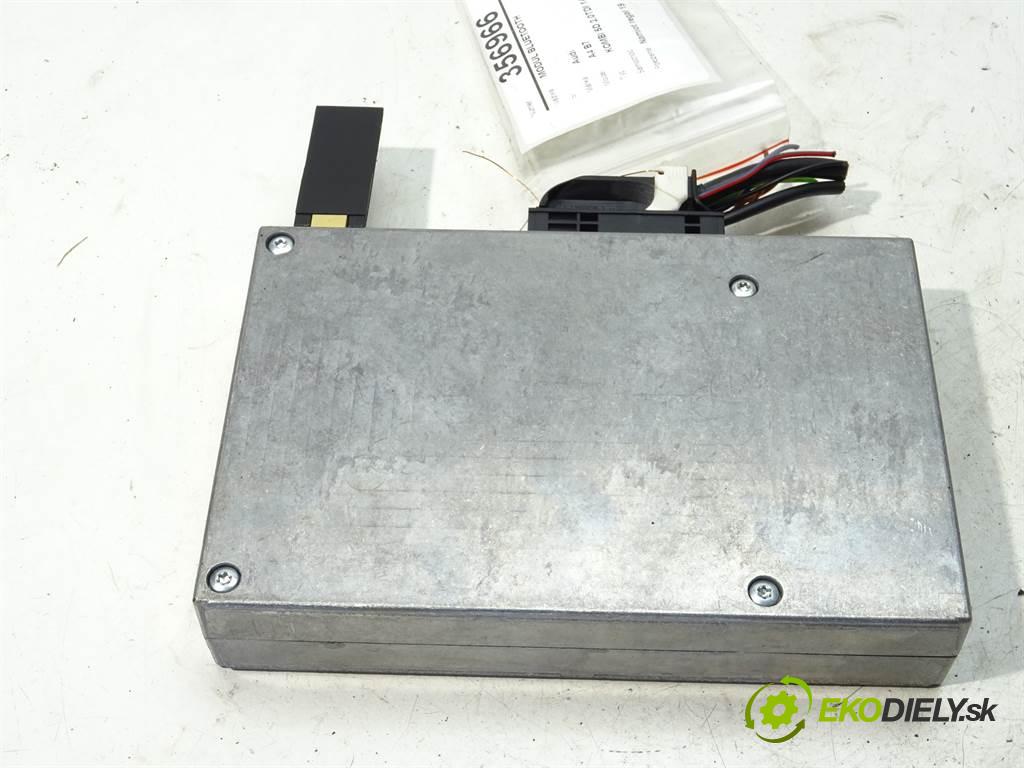 Audi A4 B7    KOMBI 5D 2.0TDI 140KM 04-08  Modul BLUETOOTH 8P0862335M (Ostatné)