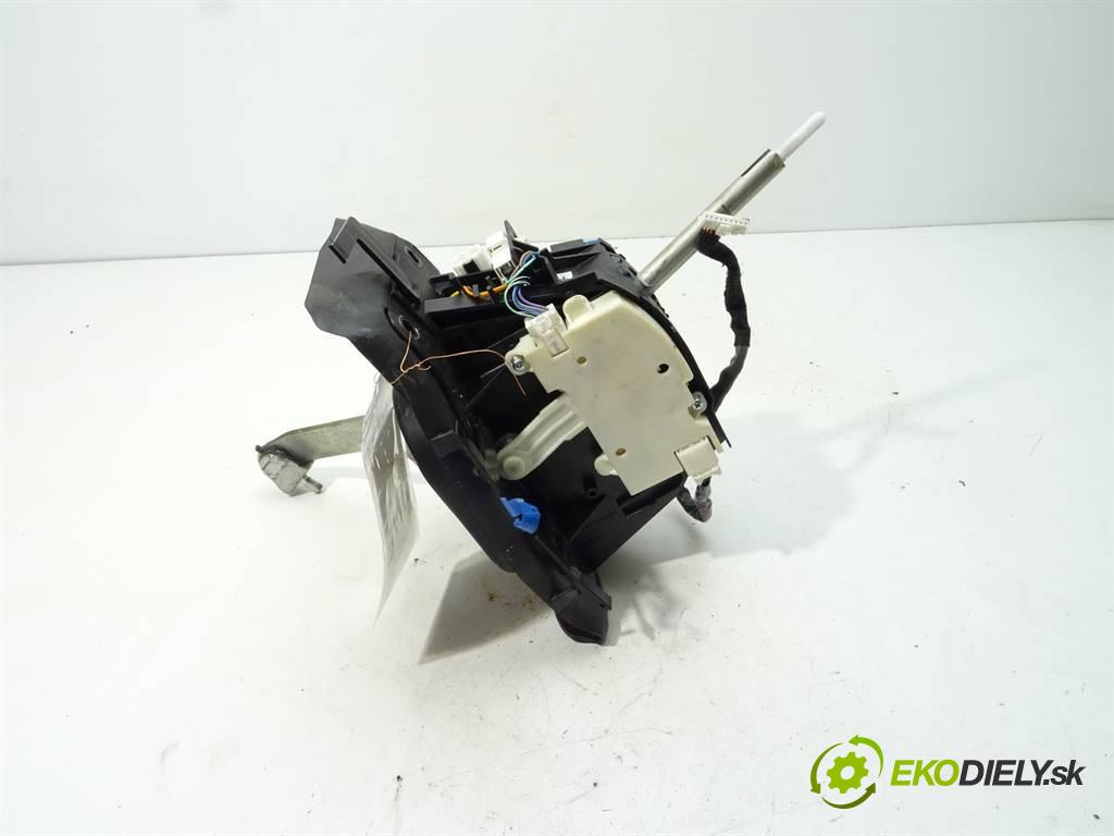 Infiniti Q50S  2018 223 kW SEDAN 4D 3.0T V6 303KM 14- 3000 Kulisa  (Rýchlostné páky / kulisy)