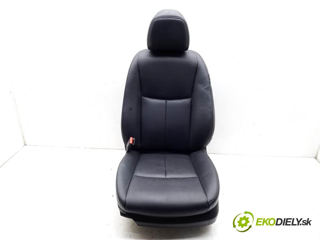 Infiniti Q50S  2018 223 kW SEDAN 4D 3.0T V6 303KM 14- 3000 Sedadlo ľavy  (Sedačky, sedadlá)