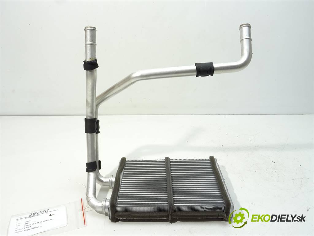 Infiniti Q50S  2018 223 kW SEDAN 4D 3.0T V6 303KM 14- 3000 Výhrevné teleso, radiátor kúrenia  (Radiátory kúrenia)