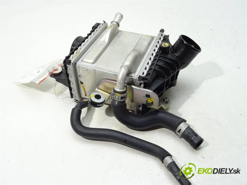 Infiniti Q50S    SEDAN 4D 3.0T V6 303KM 14-  intercooler pravý 144615CA0A (Chladiče nasávaného vzduchu (intercoolery))