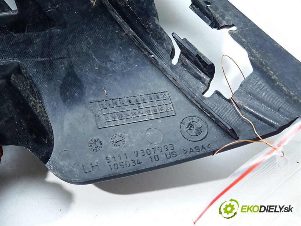 BMW X5    F15 XDRIVE 3.0B 306KM 13-18  mří nárazníka 7307993 (Mřížky (masky) chladičů)