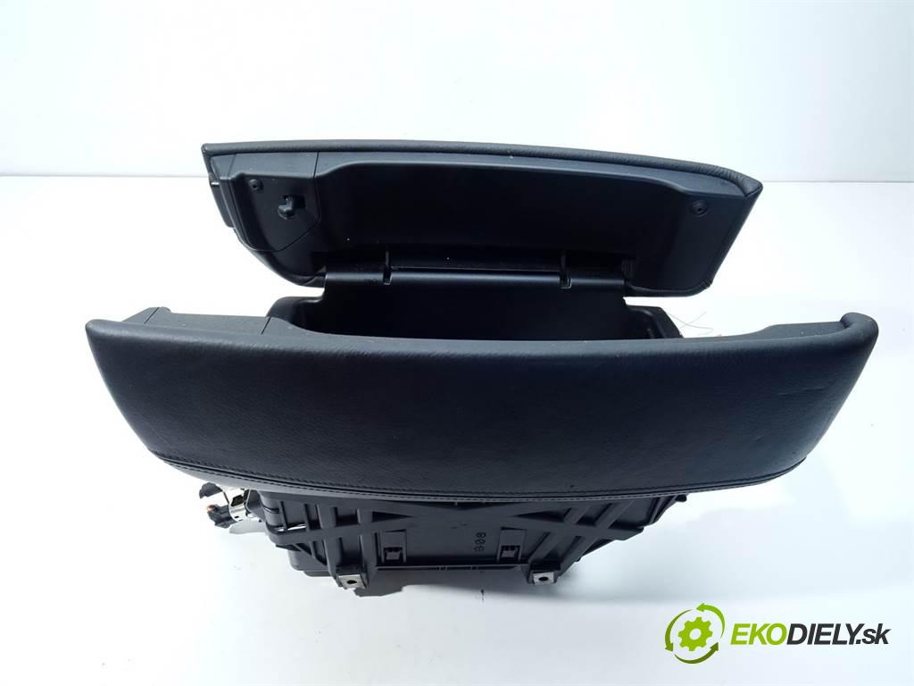 BMW X5    F15 XDRIVE 3.0B 306KM 13-18  Lakťová opierka 9251992 (Lakťové opierky)