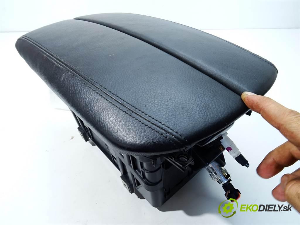 BMW X5    F15 XDRIVE 3.0B 306KM 13-18  Lakťová opierka 9251992 (Lakťové opierky)