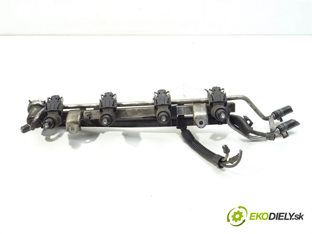 Audi A3 8L  1996 92 kW HATCHBACK 3D 1.8B 125KM 96-00 1800 Lišta vstrekovacia Vstrekovacie ventily  (Vstrekovacie lišty)