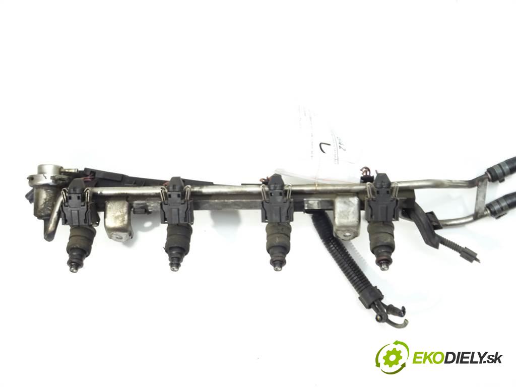 Audi A3 8L  1996 92 kW HATCHBACK 3D 1.8B 125KM 96-00 1800 Lišta vstrekovacia Vstrekovacie ventily  (Vstrekovacie lišty)