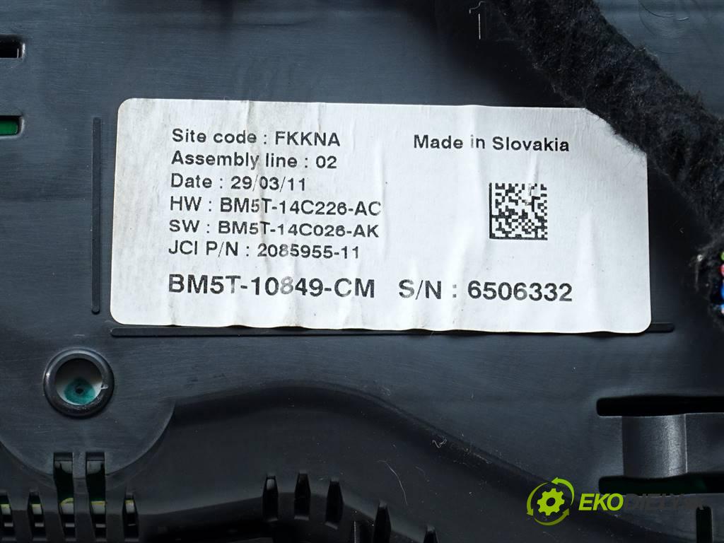 Ford Focus III  2011 85 kW MK3 HATCHBACK 5D 1.6TDCI 115KM 10-14 1600 Prístrojovka BM5T-10849-CM (Prístrojové dosky, displeje)