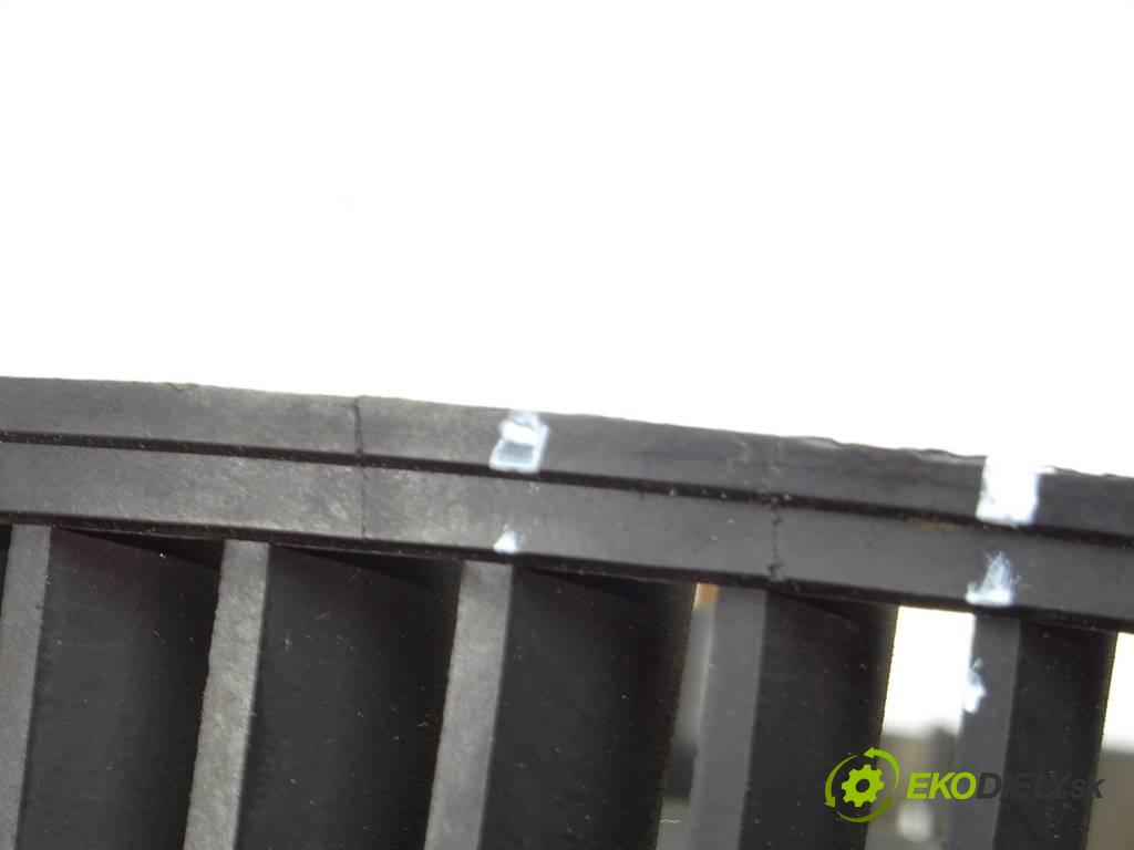 Volvo V50  2011 84 kW KOMBI 5D 1.6D 1114KM 04-12 1600 Ventilátor ventilátor kúrenia 4M5H-18456-CD (Ventilátory kúrenia)