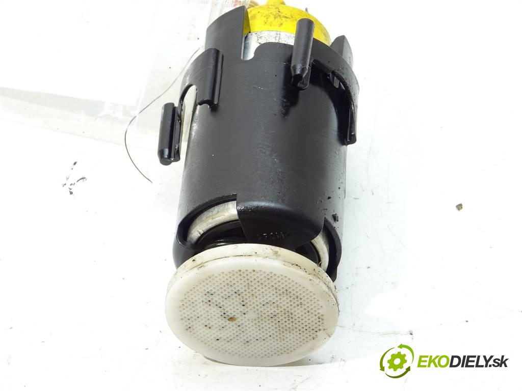 Audi A4 B5  1999 110 kW KOMBI 5D 2.5TDI 150KM 96-01 2500 Pumpa paliva vnútorná  (Palivové pumpy, čerpadlá, plaváky)