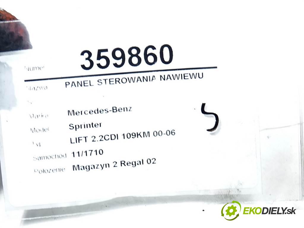 Mercedes-Benz Sprinter  2000 95KW LIFT 2.2CDI 109KM 00-06 2200 Panel ovládania kúrenia A0008306285 (Prepínače, spínače, tlačidlá a ovládače kúrenia)