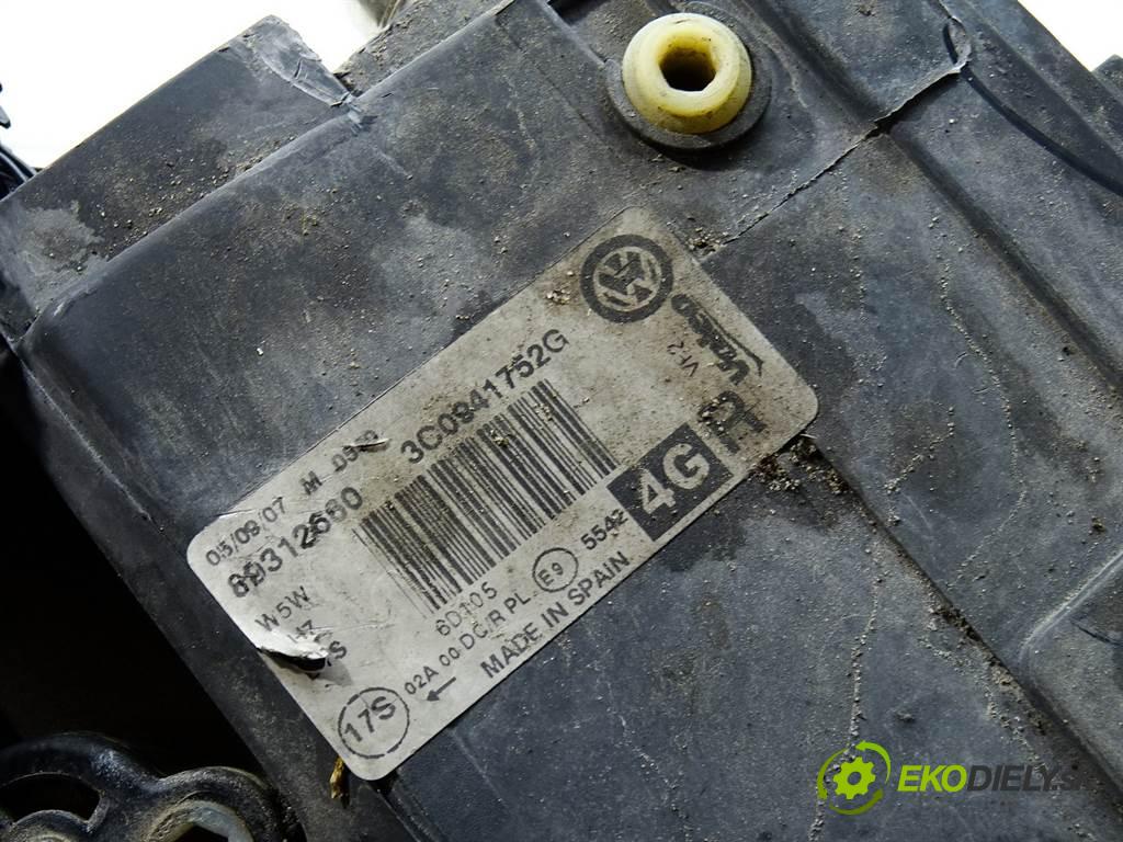 Volkswagen Passat B6  2007 125 kW KOMBI 2.0TDI 170KM 05-10 2000 Svetlomet pravy 3C0941752G (Pravé)