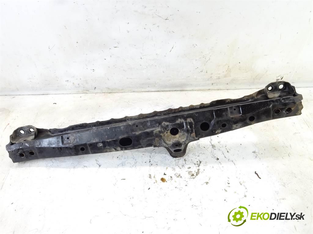 Toyota RAV4 III    LIFT 4WD 2.2D-4D 150KM 05-12  Výstuha pod chladiče