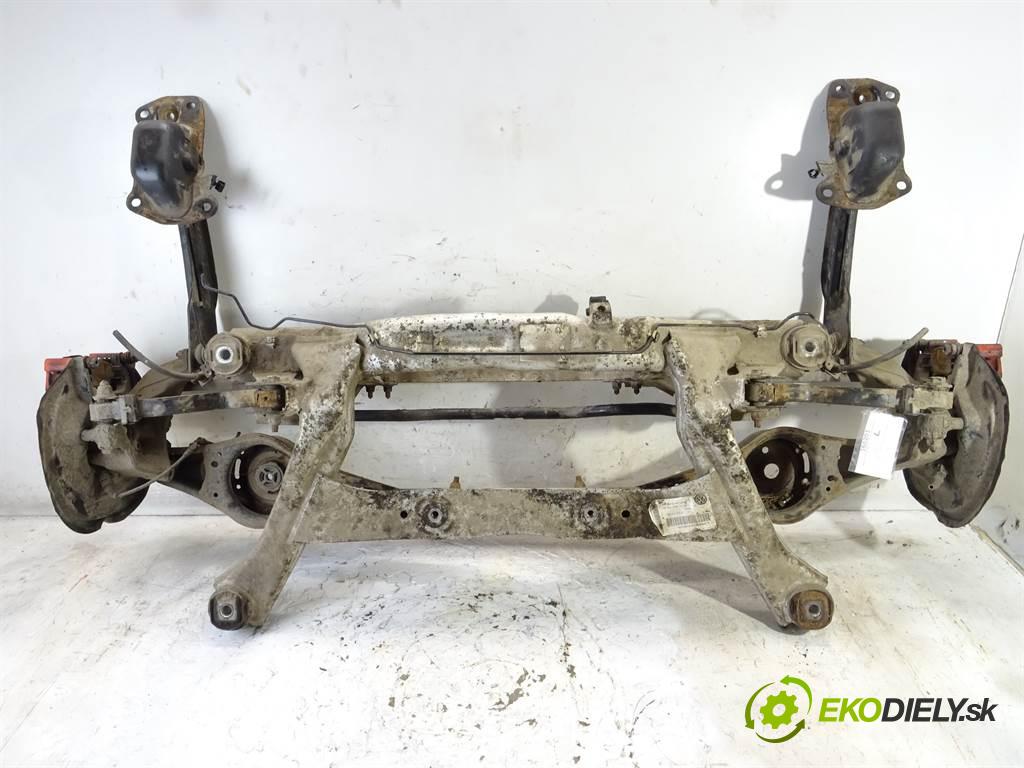 Volkswagen Passat B6    4MOTION SEDAN 4D 2.0TDI 140KM 05-10  zadná Výstuha 3C0505235H (Výstuhy zadné)