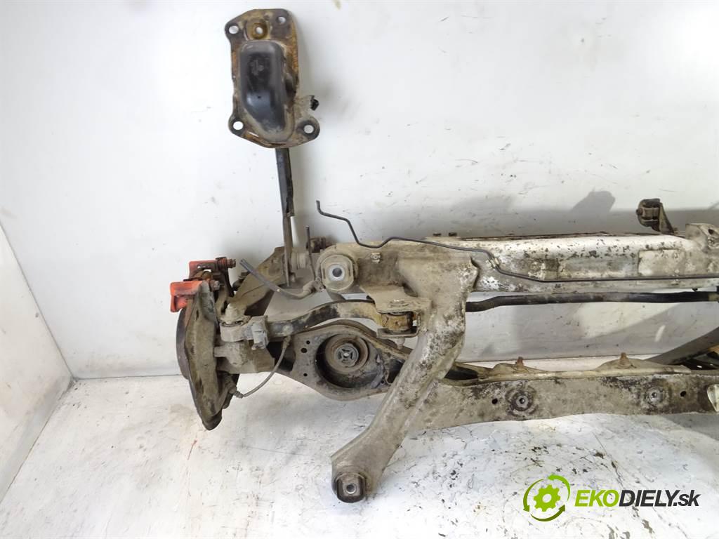 Volkswagen Passat B6    4MOTION SEDAN 4D 2.0TDI 140KM 05-10  zadná Výstuha 3C0505235H (Výstuhy zadné)