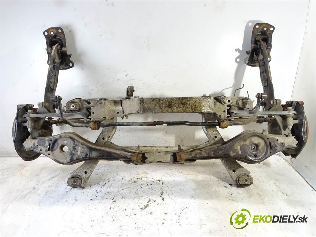 Volkswagen Passat B6    4MOTION SEDAN 4D 2.0TDI 140KM 05-10  zadná Výstuha 3C0505235H (Výstuhy zadné)