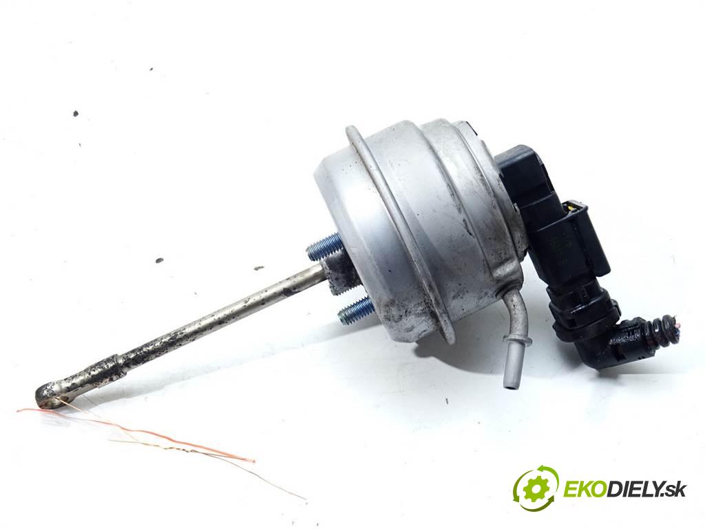 Citroen C4 Picasso    LIFT 1.6HDI 112KM 10-13  nastavovač turba  (Ostatní)