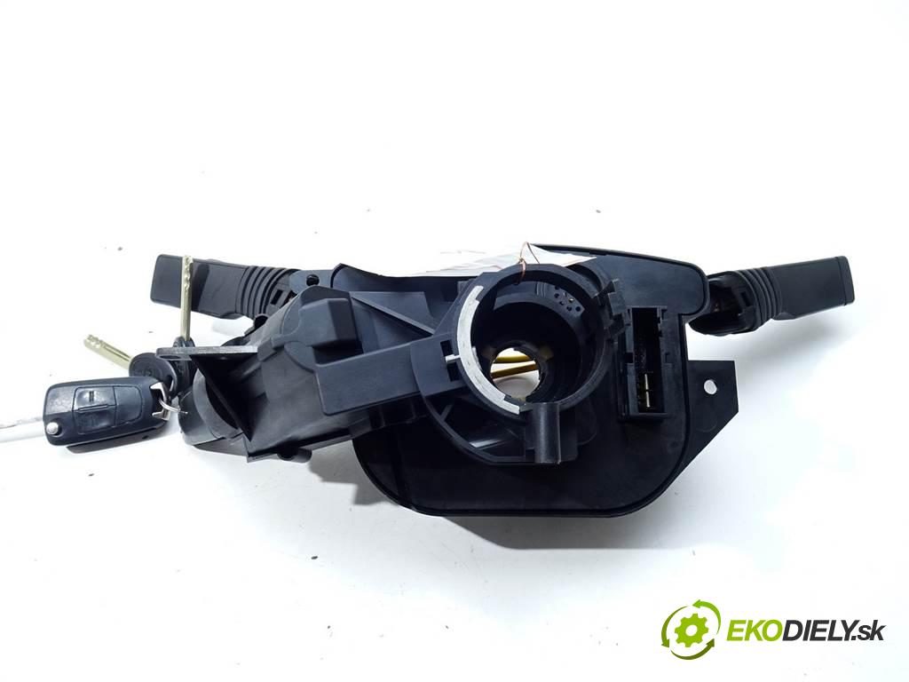 Opel Vectra C LIFT  2007 110 kW OPC LIFTBACK 1.9CDTI 150KM 02-08 1900 Prepínač kombinovaný 13204146UY (Prepínače, spínače, tlačidlá a ovládače kúrenia)