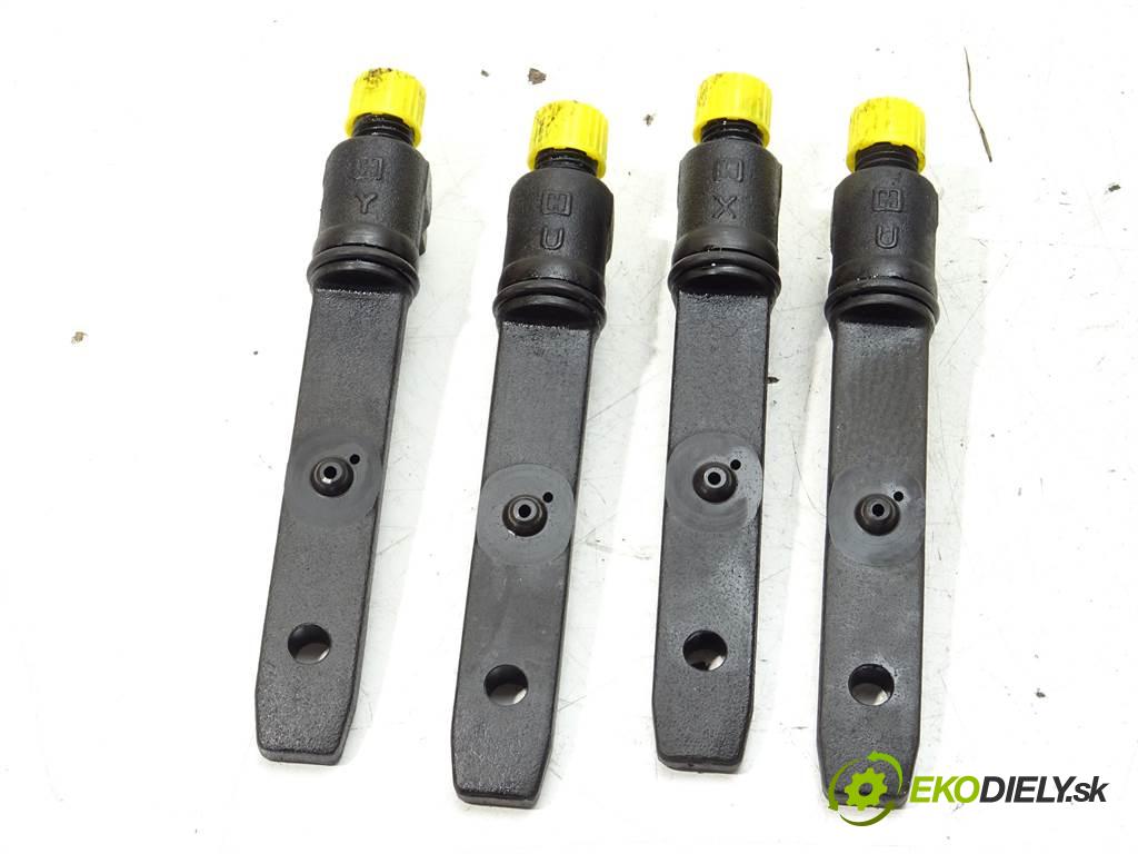 Saab 9-5  2003 88 kW KOMBI 5D 2.2TID 120KM 97-05 2200 vstřikovací ventily D223L