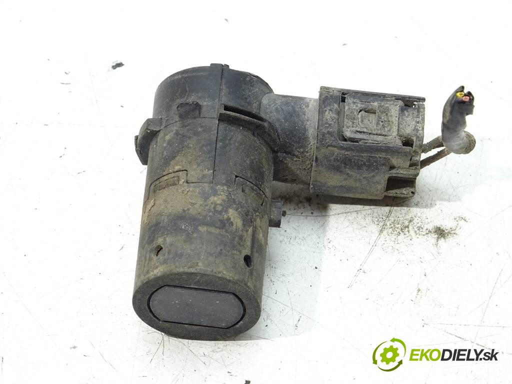 Saab 9-5    KOMBI 5D 2.2TID 120KM 97-05  Snímač PDC  (Snímače)