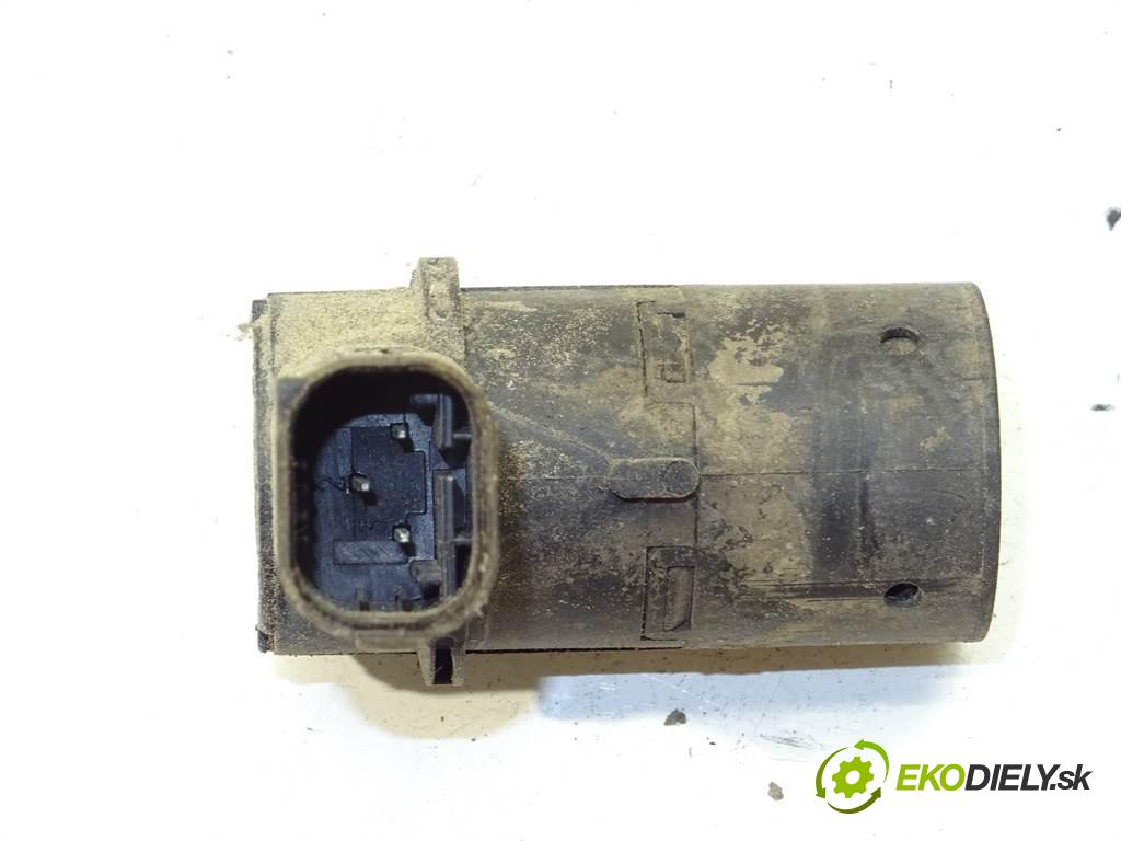 Saab 9-5    KOMBI 5D 2.2TID 120KM 97-05  Snímač PDC  (Snímače)