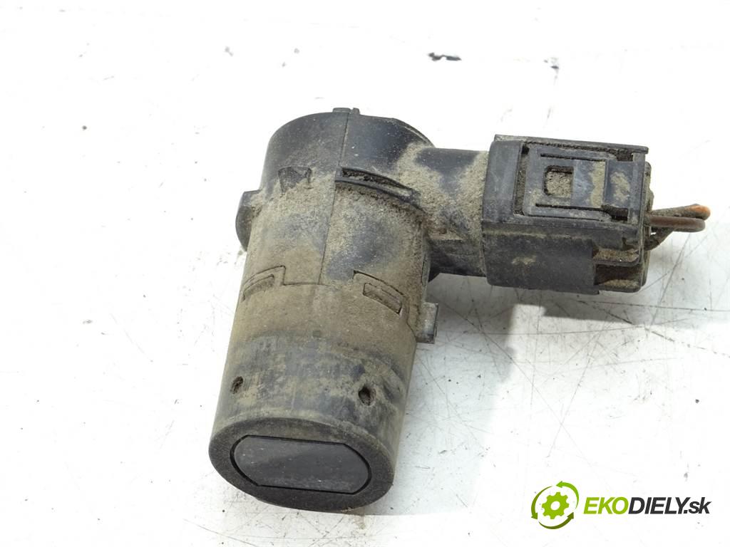 Saab 9-5    KOMBI 5D 2.2TID 120KM 97-05  Snímač PDC  (Snímače)